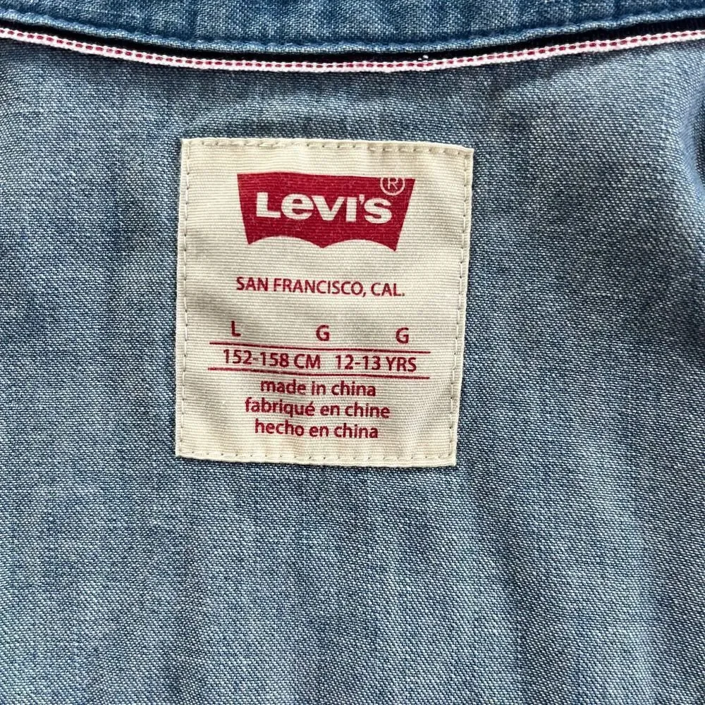 Levi's Barstow Western Pearl Snap Distressed Button Down, Girls Size Large 12-13